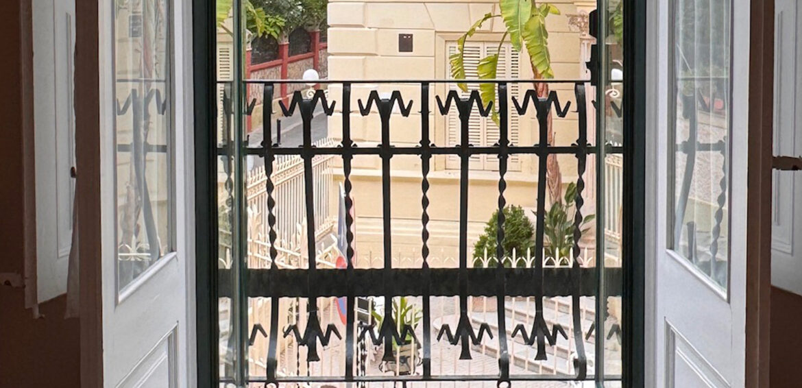Suite con galería del Hotel Noucentista en Sitges, vista 6