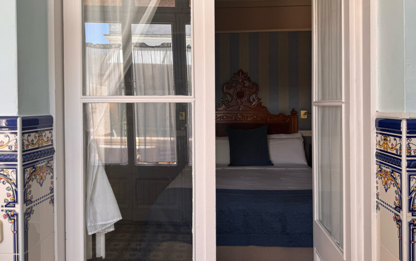 Doble o triple con galería del Hotel Noucentista en Sitges, vista 8