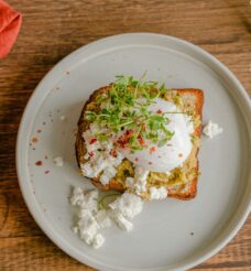 Brunch en Sitges: la guía del casco antiguo de tu anfitriona